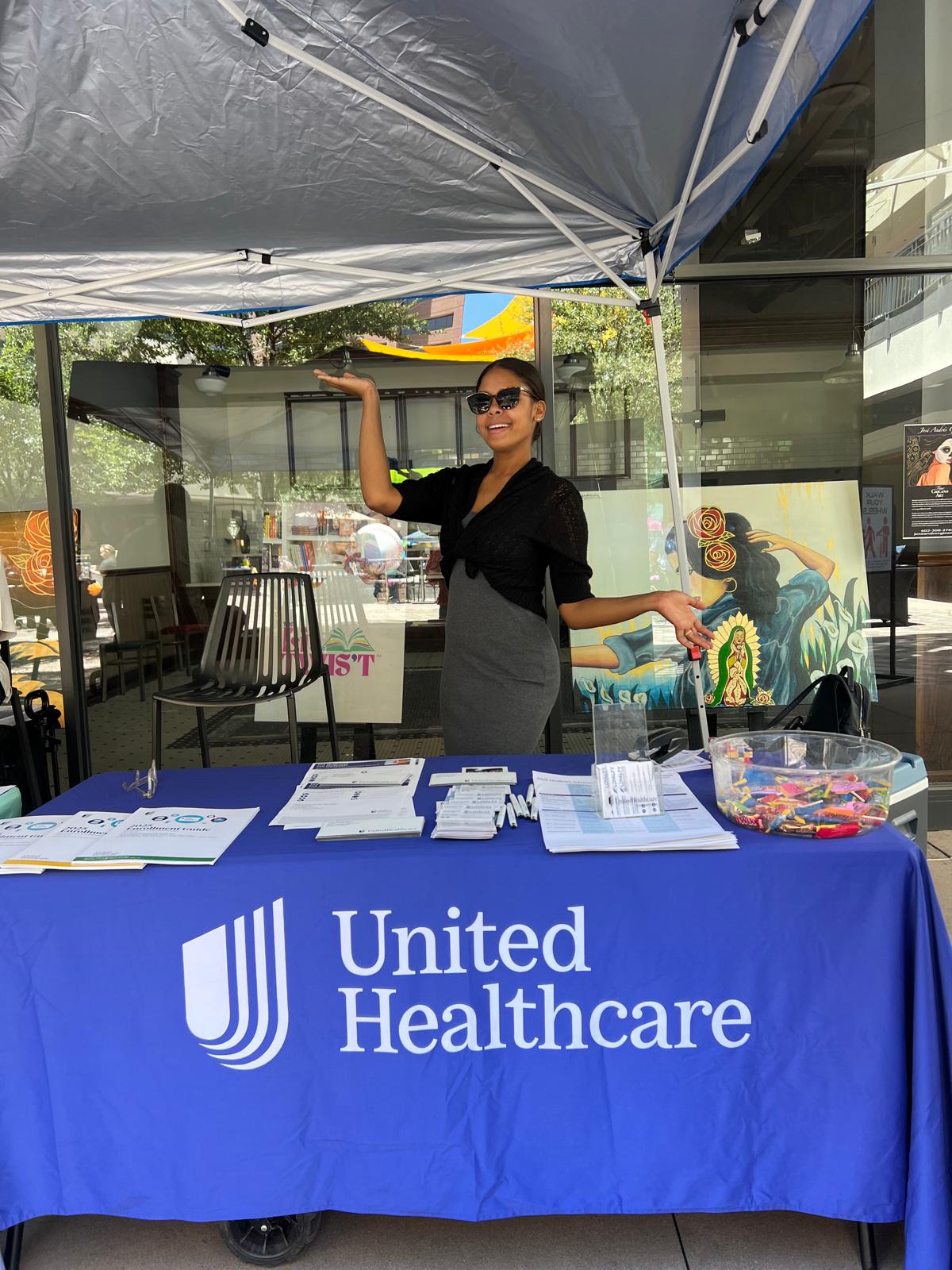 Lucy Encarnación providing personal insurance guidance